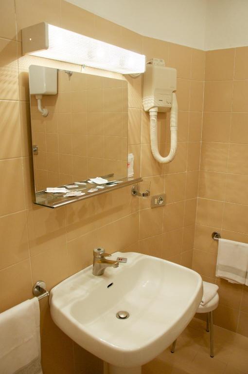 Hotel Milano Pistoia Eksteriør bilde